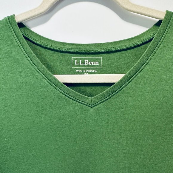 LL BEAN Women's 3/4 Sleeves V-neck Shaped Pullover T-Shirt I Top - Picture 3 of 5